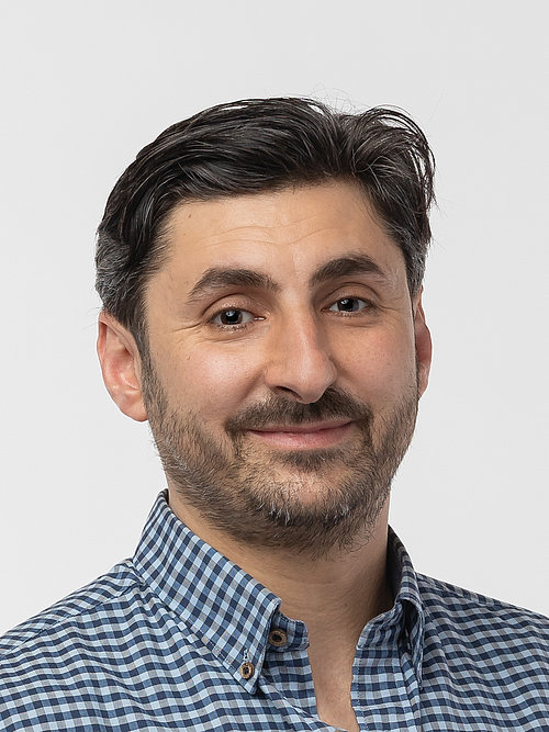 Yasar Erkol